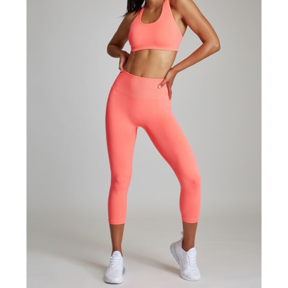 TLA by Morgan Stewart set xs/s tOp m/L bottom